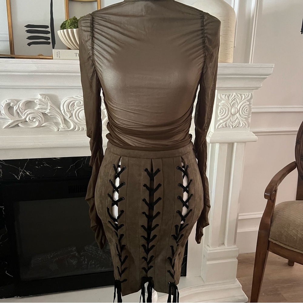 Fashion nova long sleeve dress